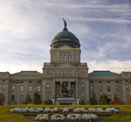 Edificio del Capitolio del estado de Montana photo