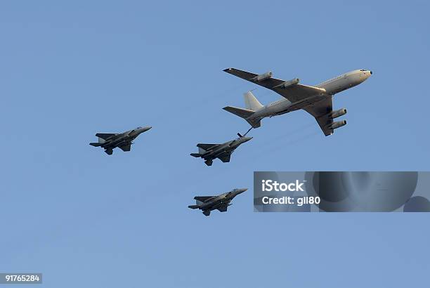 Refuling Stockfoto und mehr Bilder von F-15 - F-15, Jagdflugzeug, Farbbild