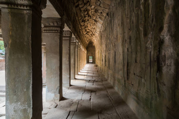 istock Cambodia angkor wat stone Stone building 917656288