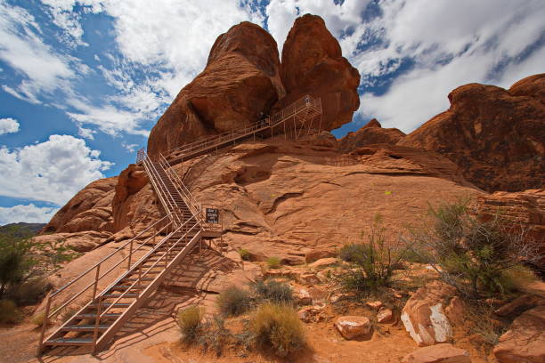 istock Atlatl Rock in Valley of Fire State Park 917663964