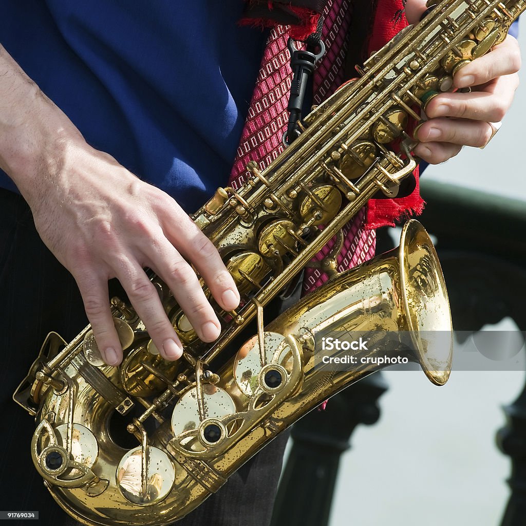 Jogador de saxofone em ação - Foto de stock de Big Band royalty-free