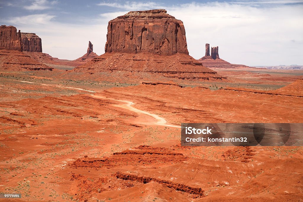 Monument Valley Navajo Tribal Park, Arizona, Stany Zjednoczone Ameryki - Zbiór zdjęć royalty-free (Bez ludzi)
