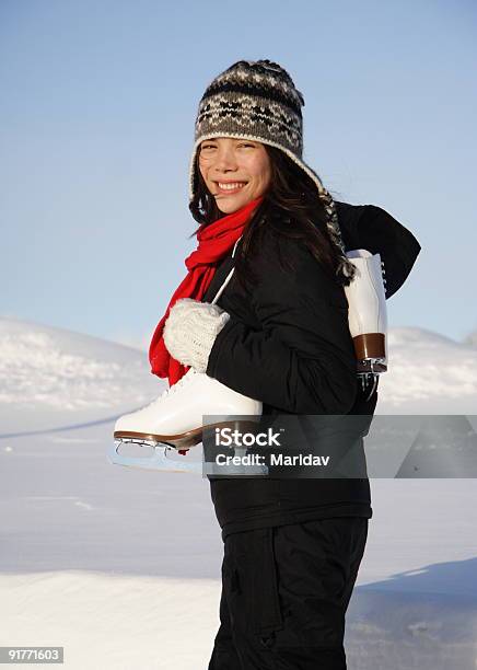 Photo libre de droit de Femme Patinage Artistique banque d'images et plus d'images libres de droit de Adulte - Adulte, Asiatique de l'Est et du Sud-Est, Beauté