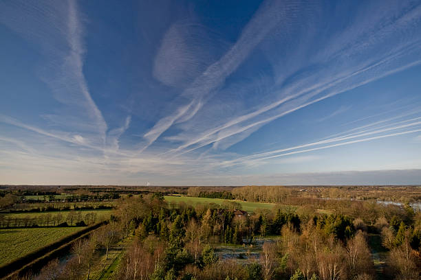 Gran cielo con paisaje de Norfolk, inglés del Reino Unido - foto de stock