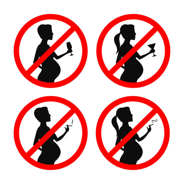 istock No smoking and drinking during pregnancy signs set. Vector vintage illustration. 917729514