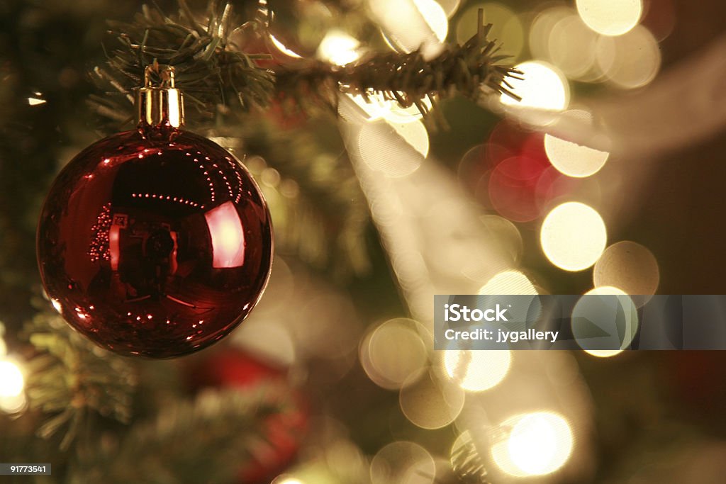 Sapin de Noël avec des décorations - Photo de Arbre libre de droits