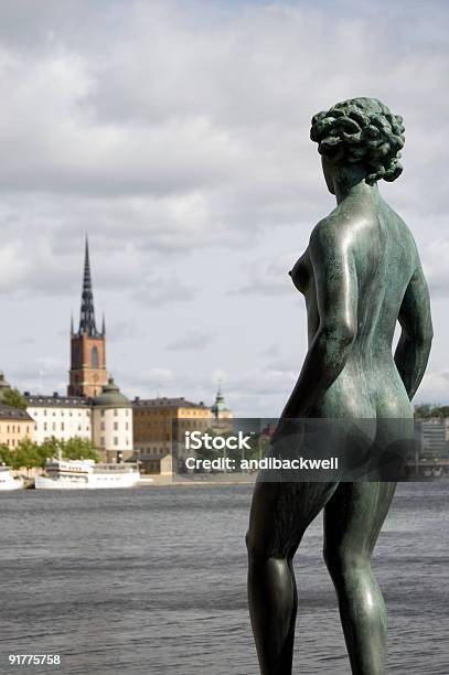 Foto de Dança E Música Por Carl Eldh Gamla Stan Estocolmo e mais fotos de stock de Riddarfjarden - Riddarfjarden, Veículo Aquático, Barco a Vela