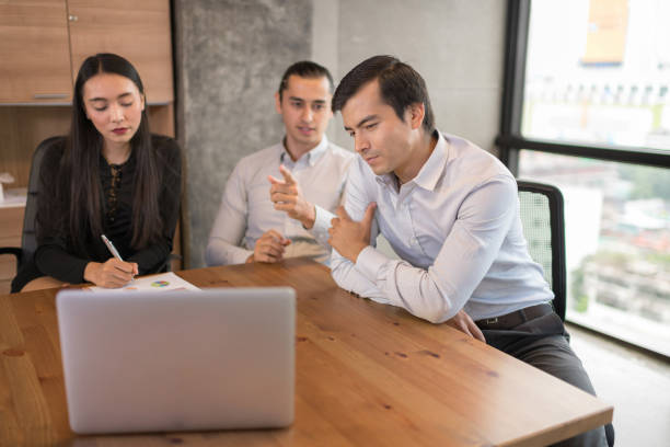 istock Analysis Business Brainstorming Corporate Smart Concept 917758774