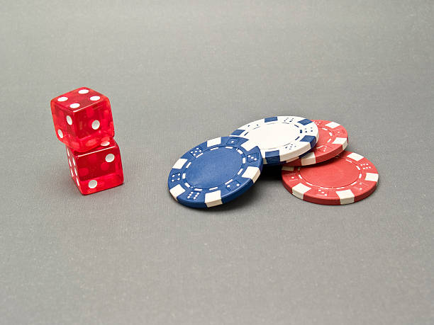 dice and casino chips  ganar stock pictures, royalty-free photos & images