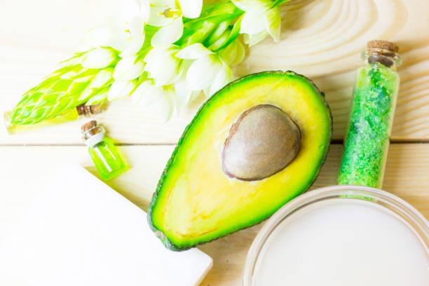 istock Avocado oil skin concept 917774556