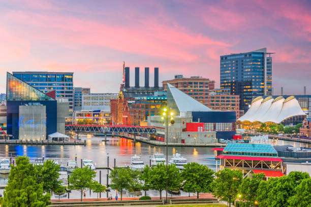 baltimore, maryland, usa skyline - baltimore maryland inner harbor skyline imagens e fotografias de stock