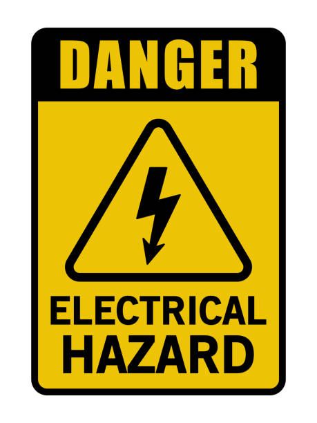ilustrações, clipart, desenhos animados e ícones de perigo risco de choque elétrico sinal de triângulo - high voltage sign