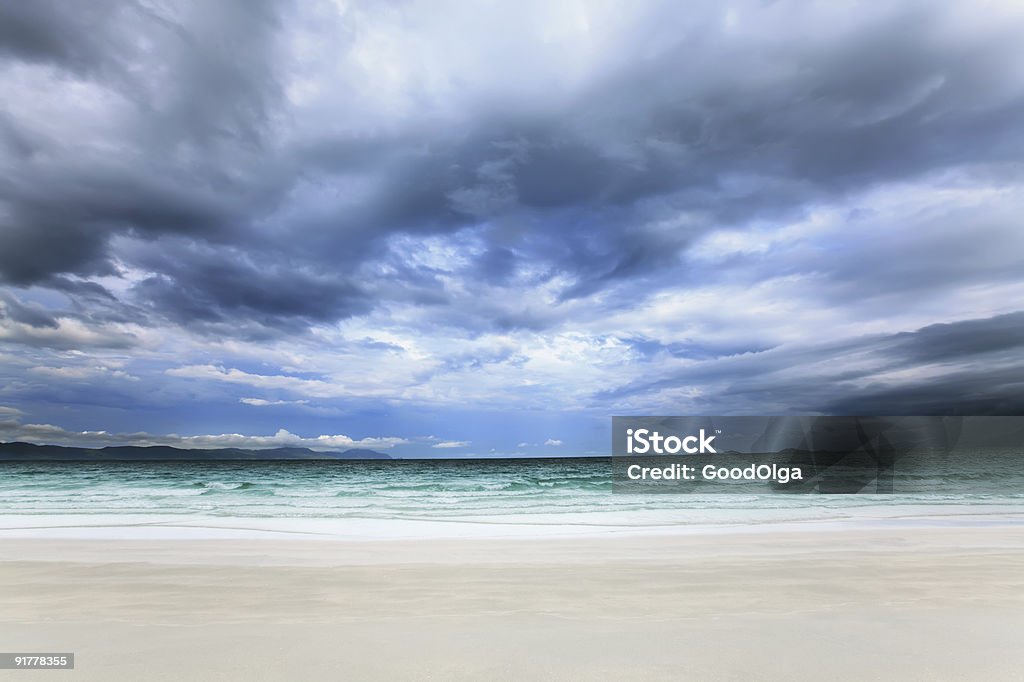 Plage de sable - Photo de Baie - Eau libre de droits