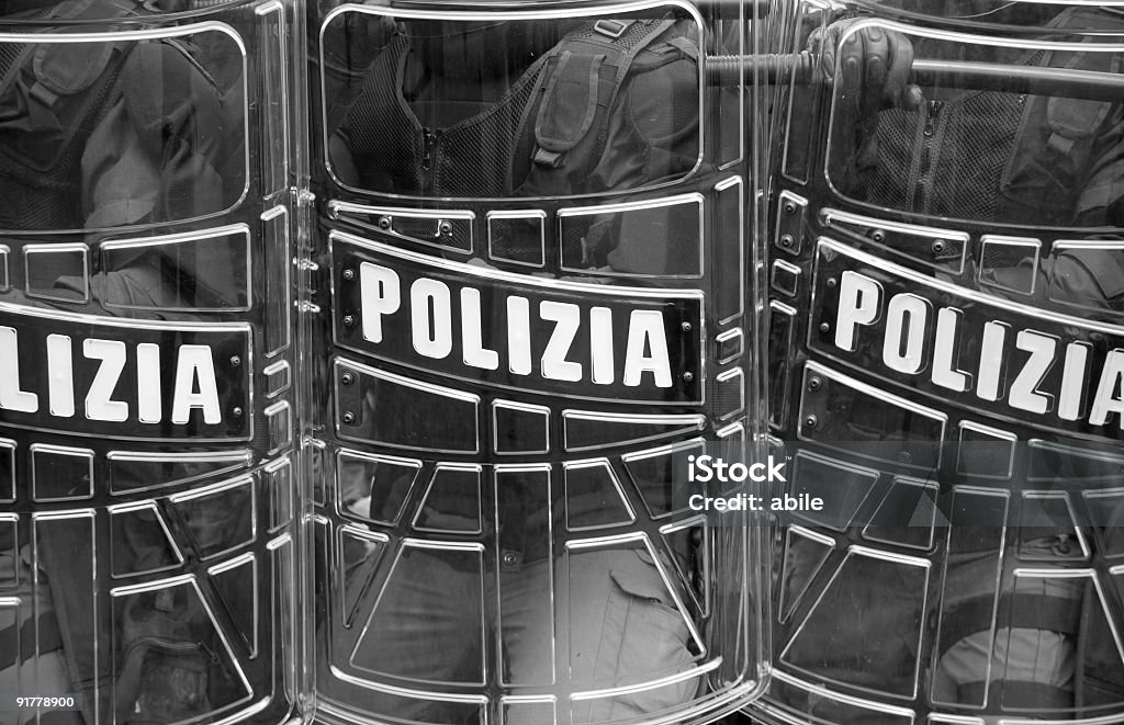 Polícia Shields - Foto de stock de G8 royalty-free