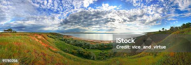 Estuário Panorama - Fotografias de stock e mais imagens de Ao Ar Livre - Ao Ar Livre, Azul, Beleza