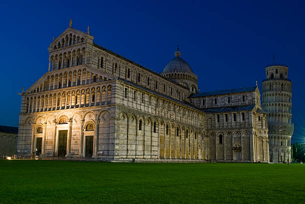 istock The Duomo and Leaning Tower of Pisa 91784893