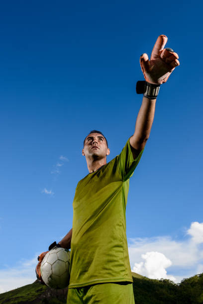 istock Goalkeeper pointing to the field 917853242