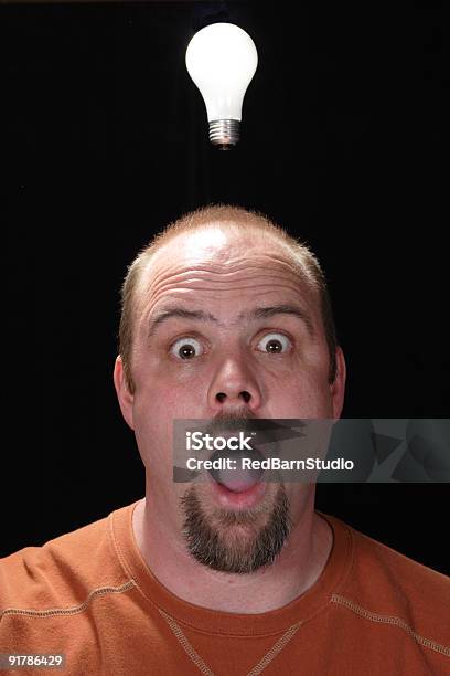 Idee Stockfoto und mehr Bilder von Betrachtung - Betrachtung, Blickwinkel der Aufnahme, Brainstorming