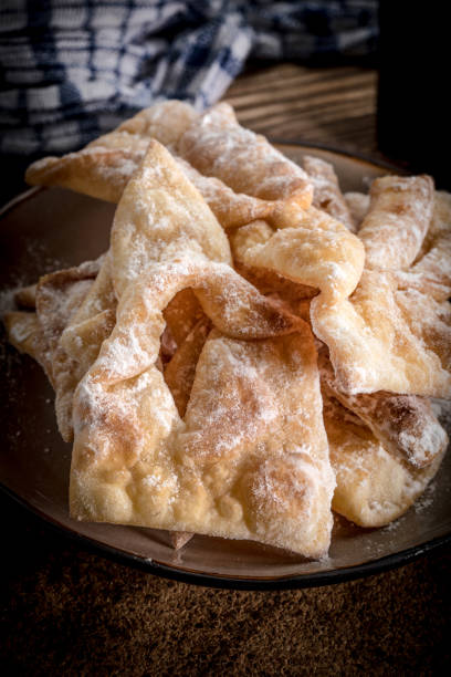 istock Faworki - traditional Polish crispy dessert. 917865142
