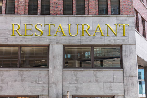 istock Modern restaurant building in city 917906548