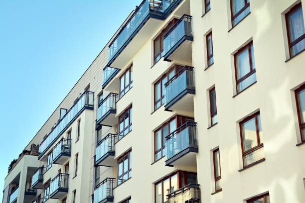 istock Facade of a modern apartment building 917919264