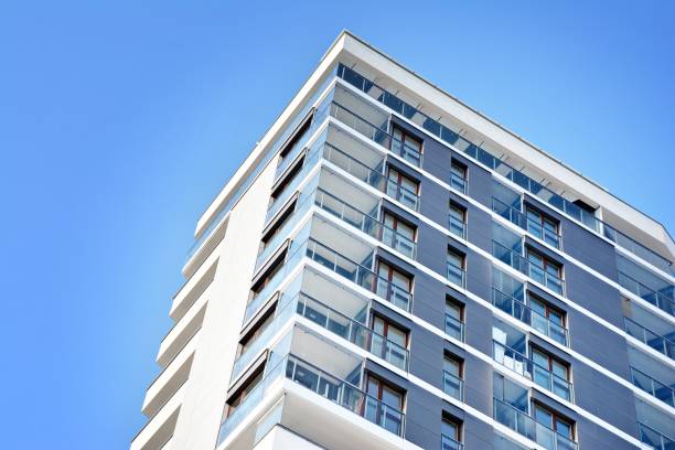 istock Facade of a modern apartment building 917926386