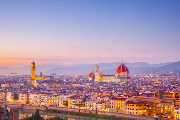 istock Sunset view of Florence 917933692