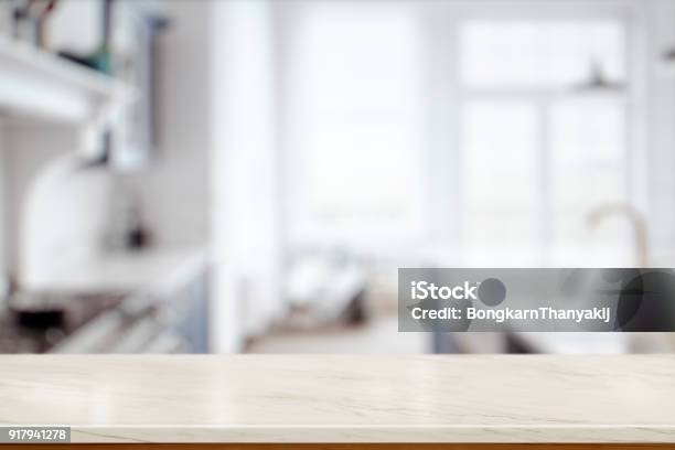 Leere Marmor Zähler In Küche Zeigen Sie Für Nahrungsmittel Oder Produkt Montage An Stockfoto und mehr Bilder von Tisch