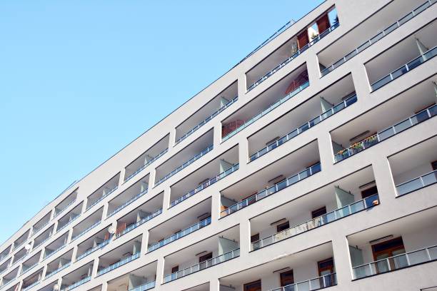 istock Facade of a modern apartment building 917951150