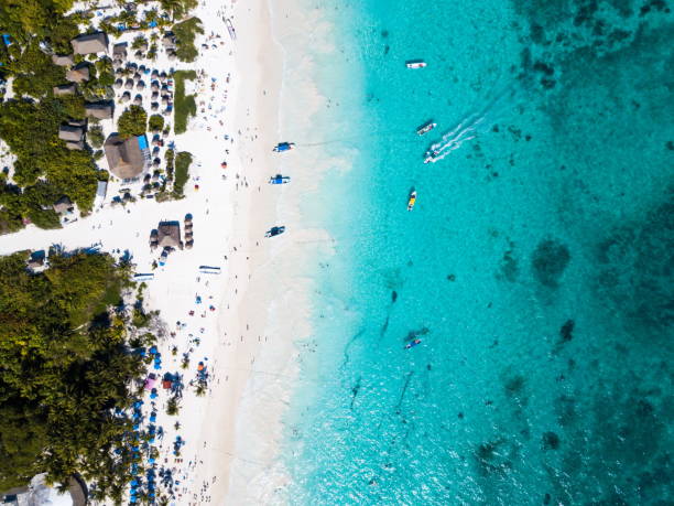 istock Aerial view of a beach in Tulum Mexico 918003546