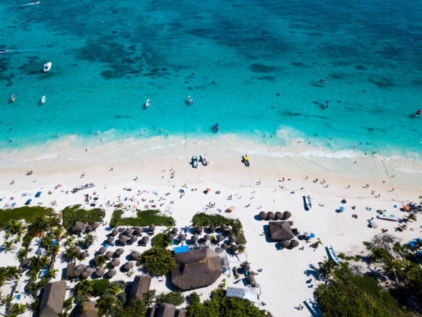 istock Aerial view of a beach in Tulum Mexico 918003630