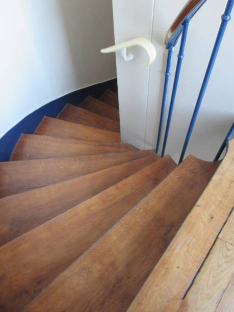 istock Staircase in oak wood 918024198