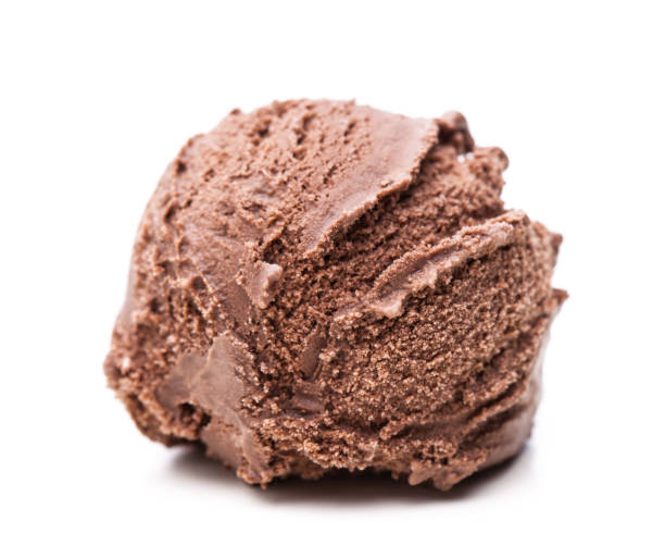 シングルスクープリブチョコレートのアイスクリーム白�背景 - chocolate ice cream ストックフォトと画像