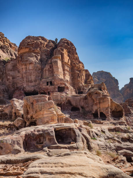 istock Dwellings homes in Petra lost city 918125962