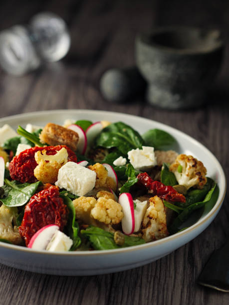 istock Winter Panzanella salad 918132258
