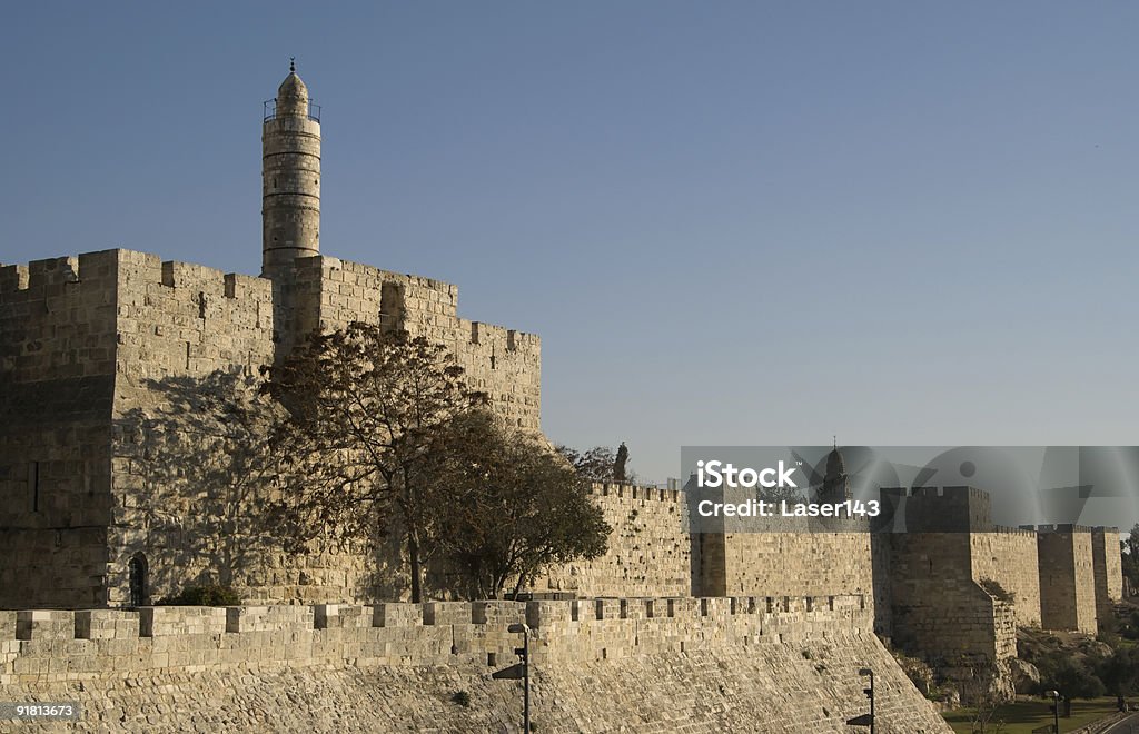 Tour de David et les vieux remparts - Photo de Antique libre de droits