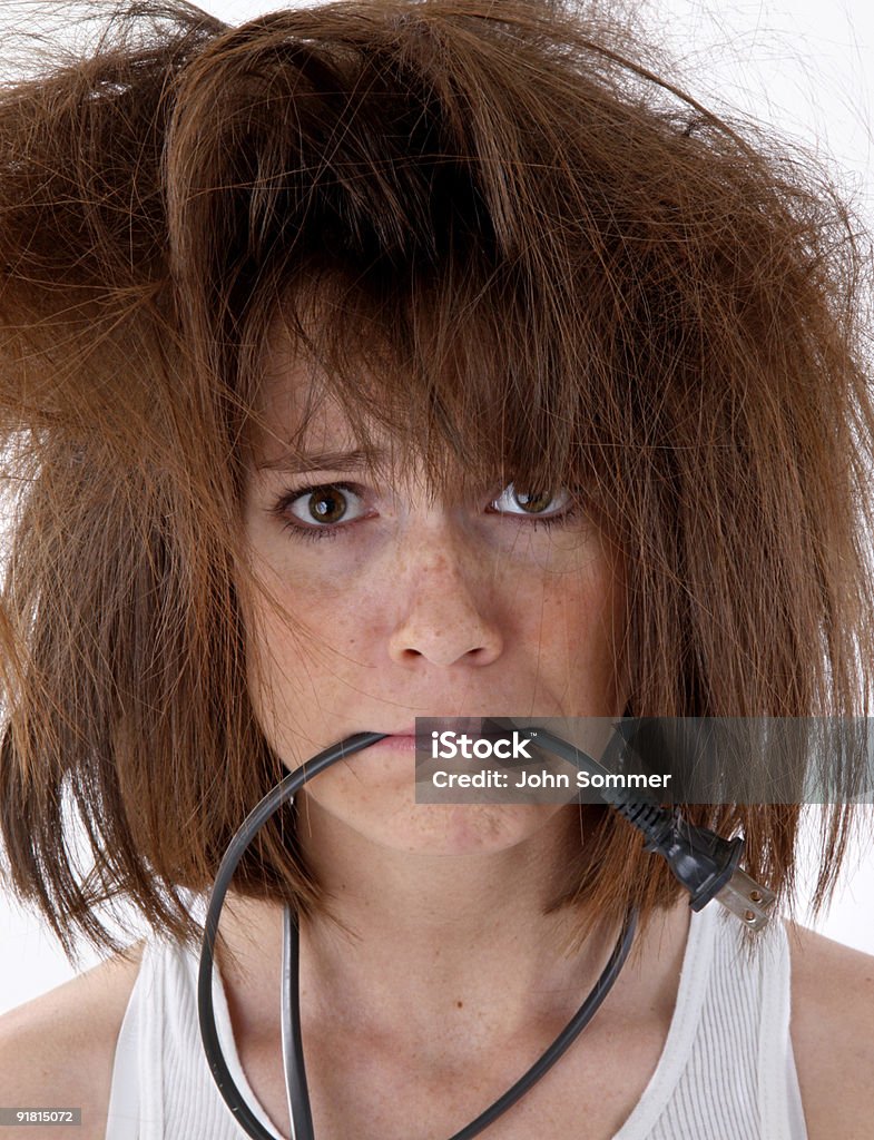 Mulher tendo um dia de cabelo ruim - Foto de stock de Cabelo Assanhado royalty-free