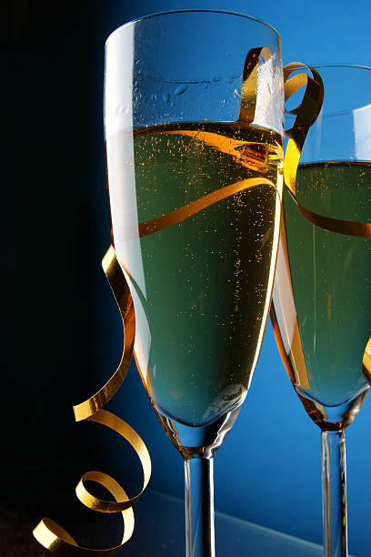 istock Couple glasses of champagne 91815810