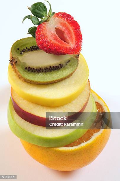 Obst Tower Stockfoto und mehr Bilder von Apfelsorte Granny Smith - Apfelsorte Granny Smith, Draufsicht, Erdbeere