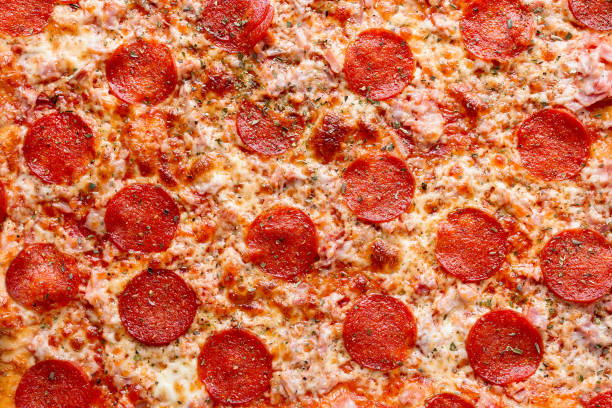 istock Top view of pepperoni pizza 918199322