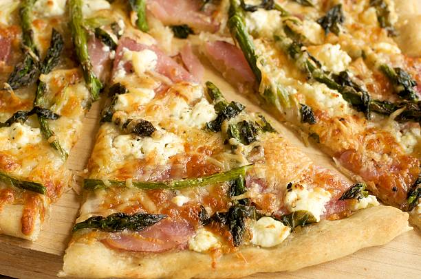 istock Slice of Vegetarian Pizza 91820959