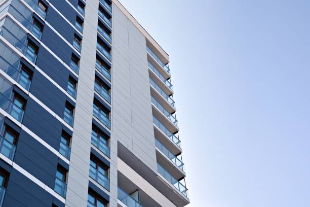 istock Facade of a modern apartment building 918212206