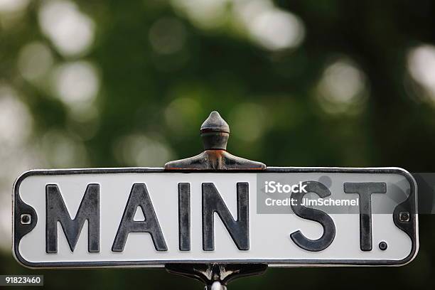 Main Street Stockfoto und mehr Bilder von Main Street - Main Street, Verkehrsschild, Schild