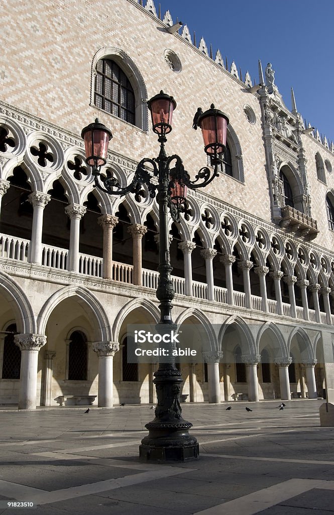 Farola - Foto de stock de Aire libre libre de derechos