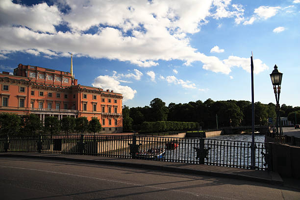 istock Evening in St. Petersburg 91823720