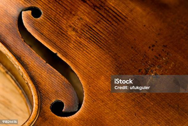 Violino F Foro - Fotografie stock e altre immagini di Anello di albero - Anello di albero, Violino, Albero