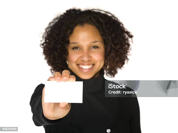 Foto de Mulher De Negócios Com Cartão Em Branco e mais fotos de stock de Cartão de Felicitação - Cartão de Felicitação, Mão humana, Origem Africana