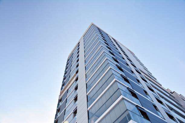 istock Facade of a modern apartment building 918251584