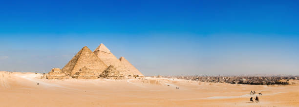 Great Pyramids of Giza Panorama of the area with the great pyramids of Giza, Egypt khafre photos stock pictures, royalty-free photos & images