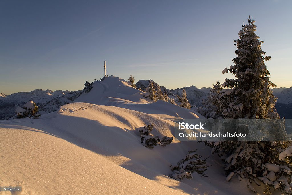 Закат на гору hahnenkamm - Стоковые фото Без людей роялти-фри